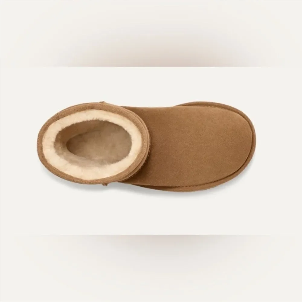 Ugg NEW Classic II Tall Kids Boot in Cbestnut Size 13